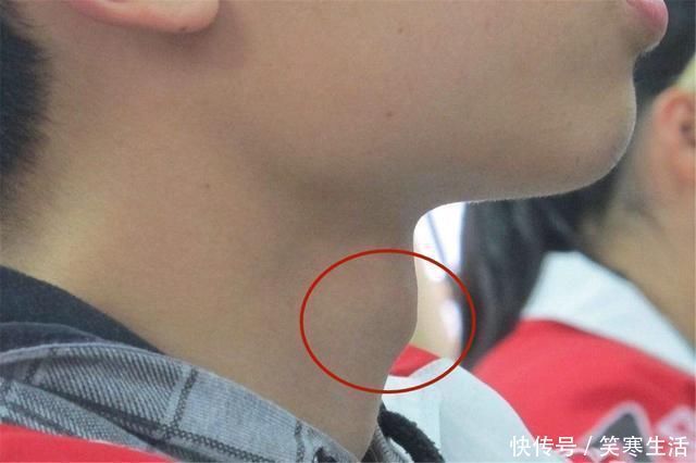 孩子|拥有4个特质的男孩,大多是发育晚,父母无需担心他长不高