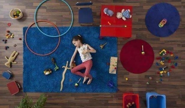 玩具|哈佛研究发现:家里这3个地方越乱,娃大脑越发达,父母别太勤快