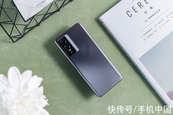 预售|vivo Y76s正式开启预售 星钻工艺44W闪充售1799元起