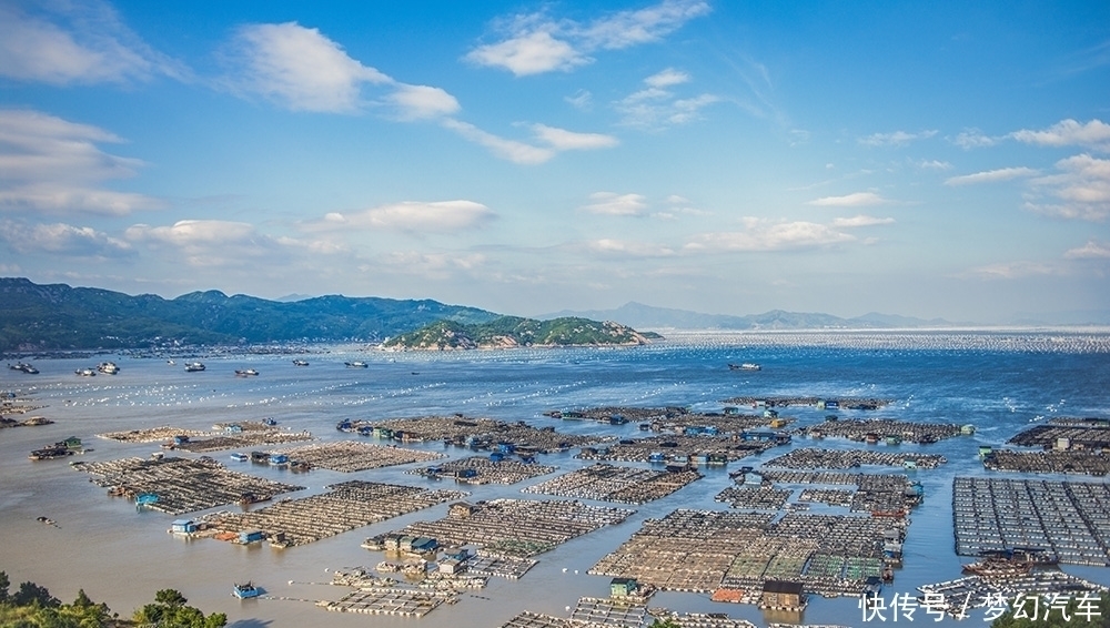 我国唯一的海上村庄，房屋都在海面上，就连台风也吹不走