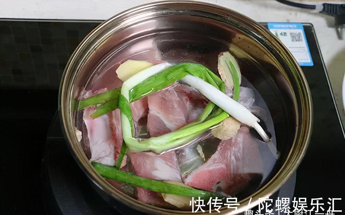 天冷后,聪明人就爱喝这5道热汤,营养美味又暖身,很多人不知道