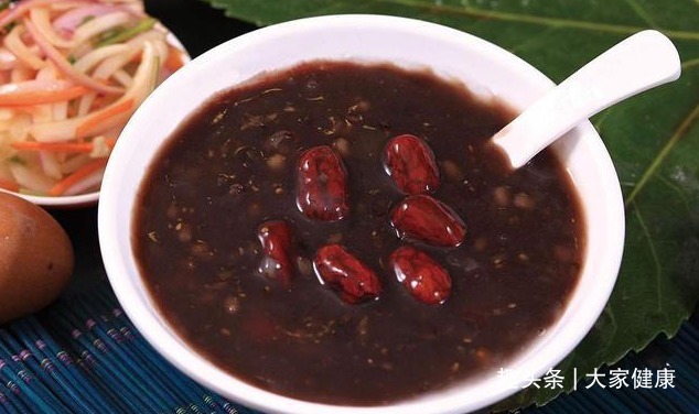 化妆品|一个气血双补的食疗方!每周3次,脸色红润气色足,人过50一枝花