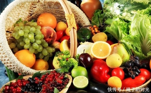  盯紧|购买酸奶时，要盯紧了2个地方看，别买到了假酸奶