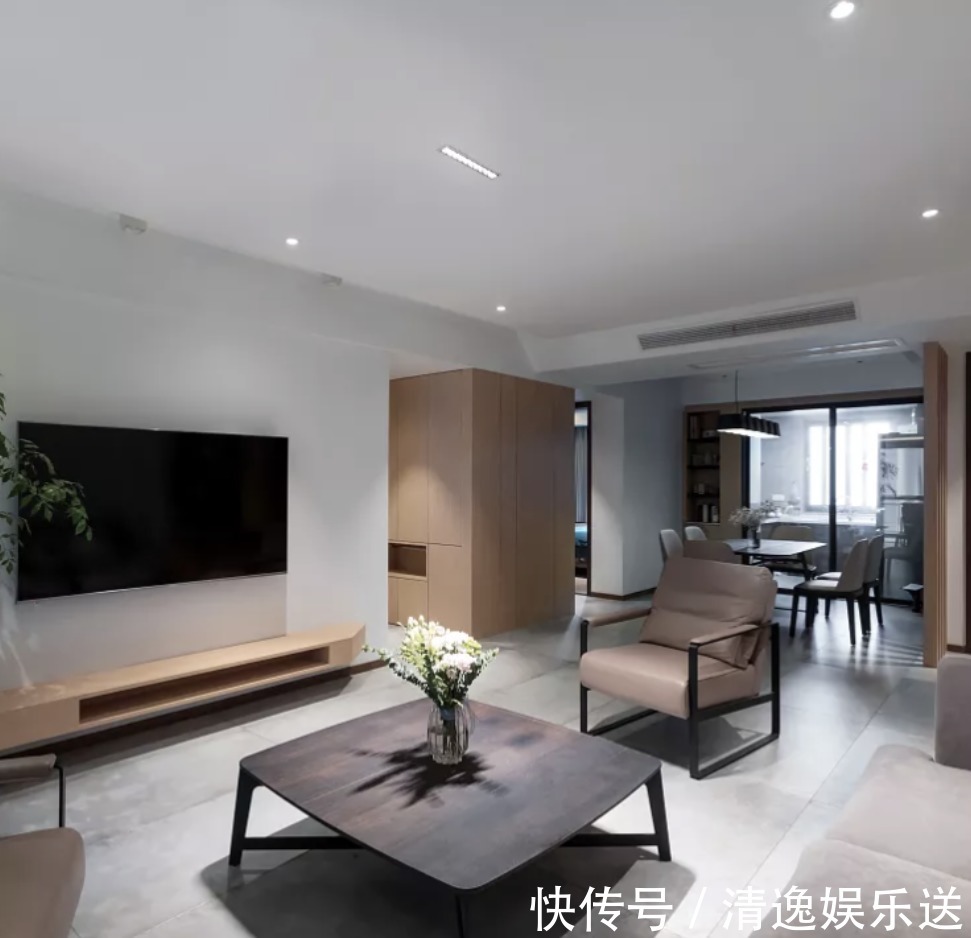 屋主|越来越多人拉平吊顶、简化造型,以大白墙为主,住多久也不会腻