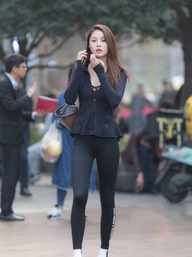 穿上打底裤展现唯美气质，穿出韩范的味道