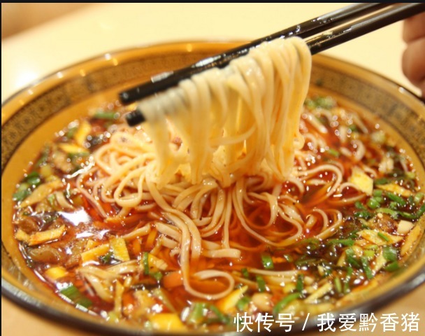 豆角|中午也要好好吃饭,酸辣,爽口的臊子面值得品尝