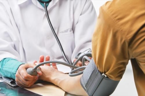 咖啡因咖啡|原来高血压的祸根，不仅是盐，戒掉2食物，血压稳如山