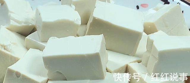 豆腐这样做,比肉还香,做法简单,一看就会,好吃又下饭!