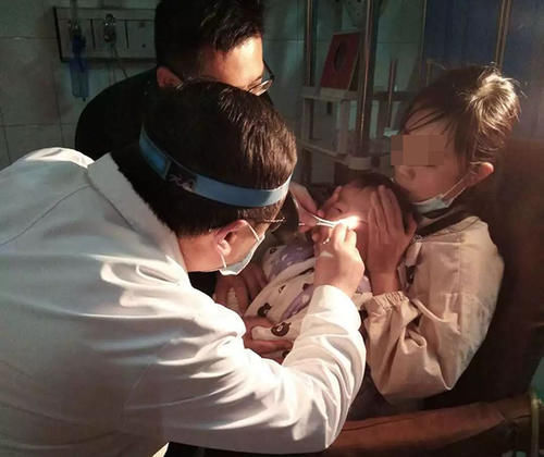 冬天|宝宝流鼻涕就是感冒了?未必,从鼻涕颜色中判断是否是“真感冒”