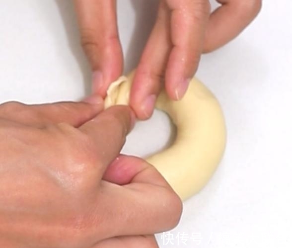 番茄酱|爱吃肉的一定要试试这款面包，咬上一口满满的肉块，幸福感爆棚