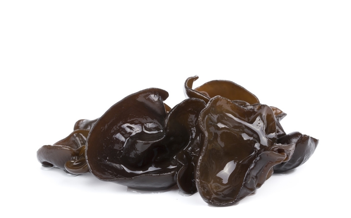  爱吃|木耳虽好，冬季吃木耳，小心2种吃法变“夺命符”，爱吃的人牢记