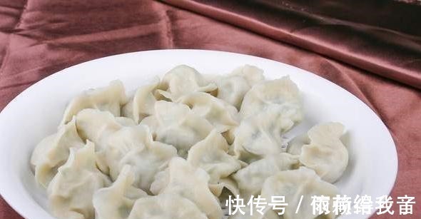 三伏天，我家只吃这馅的饺子，馅大味鲜香，一口一个太解馋了！