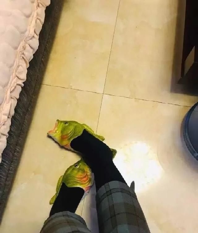 裤子|“你这是有多想不开呀居然会买这么一条裤子，”哈哈哈哈勒不勒得慌