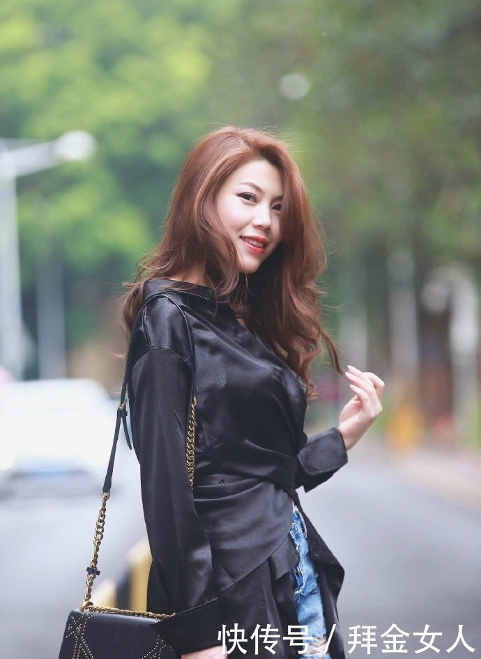 美女|街拍丨这位美女应该就是腿精本精了吧 真好看