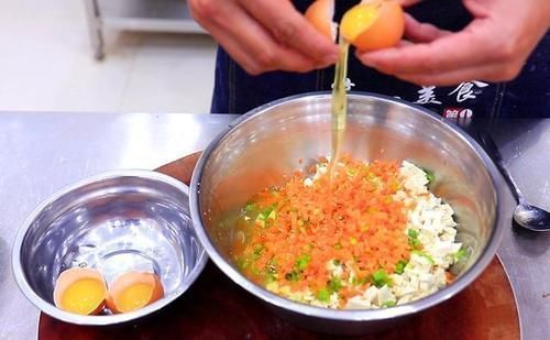 植物蛋白|我家豆腐从不炒着吃，淋1个鸡蛋、不加1滴水，一年四季吃不够