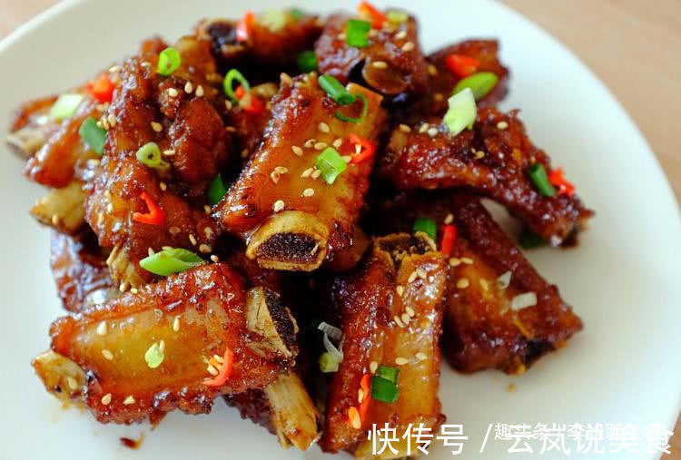 糖醋排骨的简单做法,做出的味道酸甜可口,老人小孩都抢着吃
