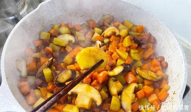 晒晒我家懒人午餐,早上预约,中午直接开饭,天冷隔三差五想吃