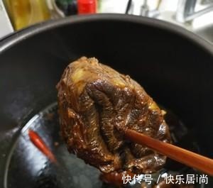 卤牛肉怎么做简单“3技巧”,牛肉鲜香入味,隔壁小孩都馋哭了!