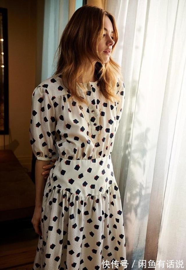 腰线|武汉60岁阿姨穿衣真讲究，连衣裙+草帽尽显法式优雅，减龄又气质