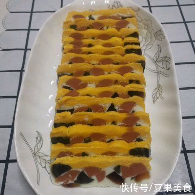 我这样做三色蒸蛋，家人都爱吃