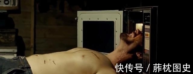 时尚杂志|外国真人秀复刻恐怖片!教你在丧尸吸血鬼杀人狂手下逃生