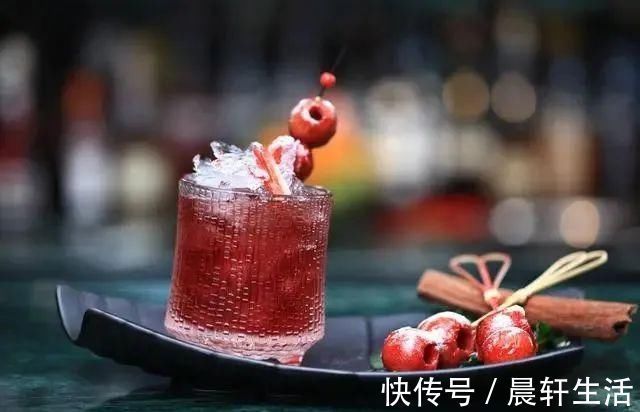 血管|四类常见食物,或是高血压的“诱因”,看看你爱吃吗?