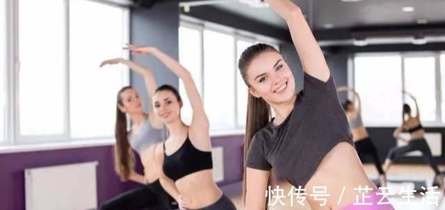 腹肌|男神腹肌养成法,3个动作高效虐腹,雕刻完美肌肉线条