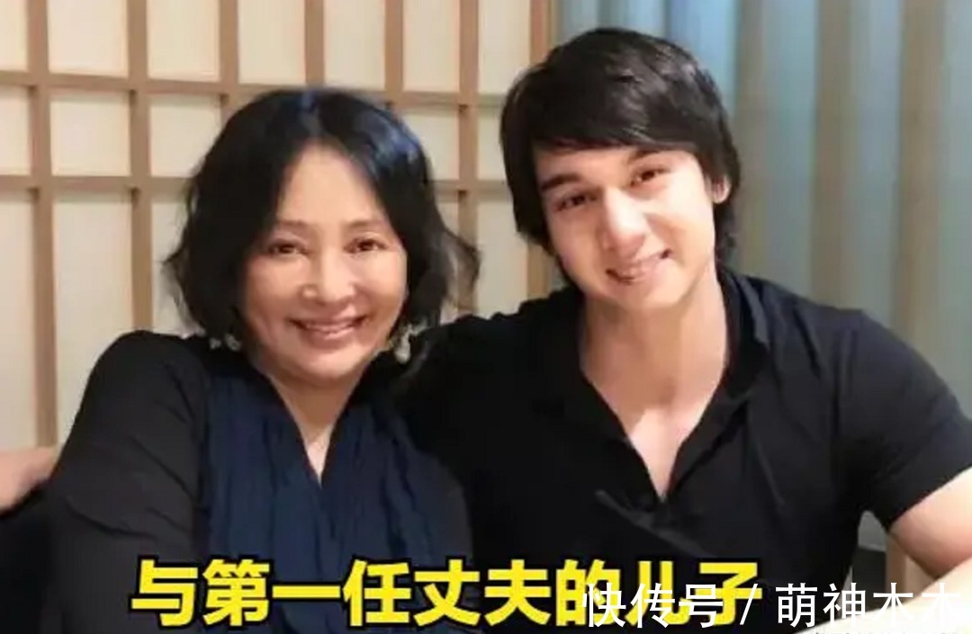 |老戏骨李勤勤现身婚宴,席上打包饭菜被笑话,直言别浪费不丢人