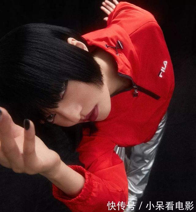 童颜|张韶涵肖战也太默契了!37岁的她少女颜漫画腿不输90后小花······