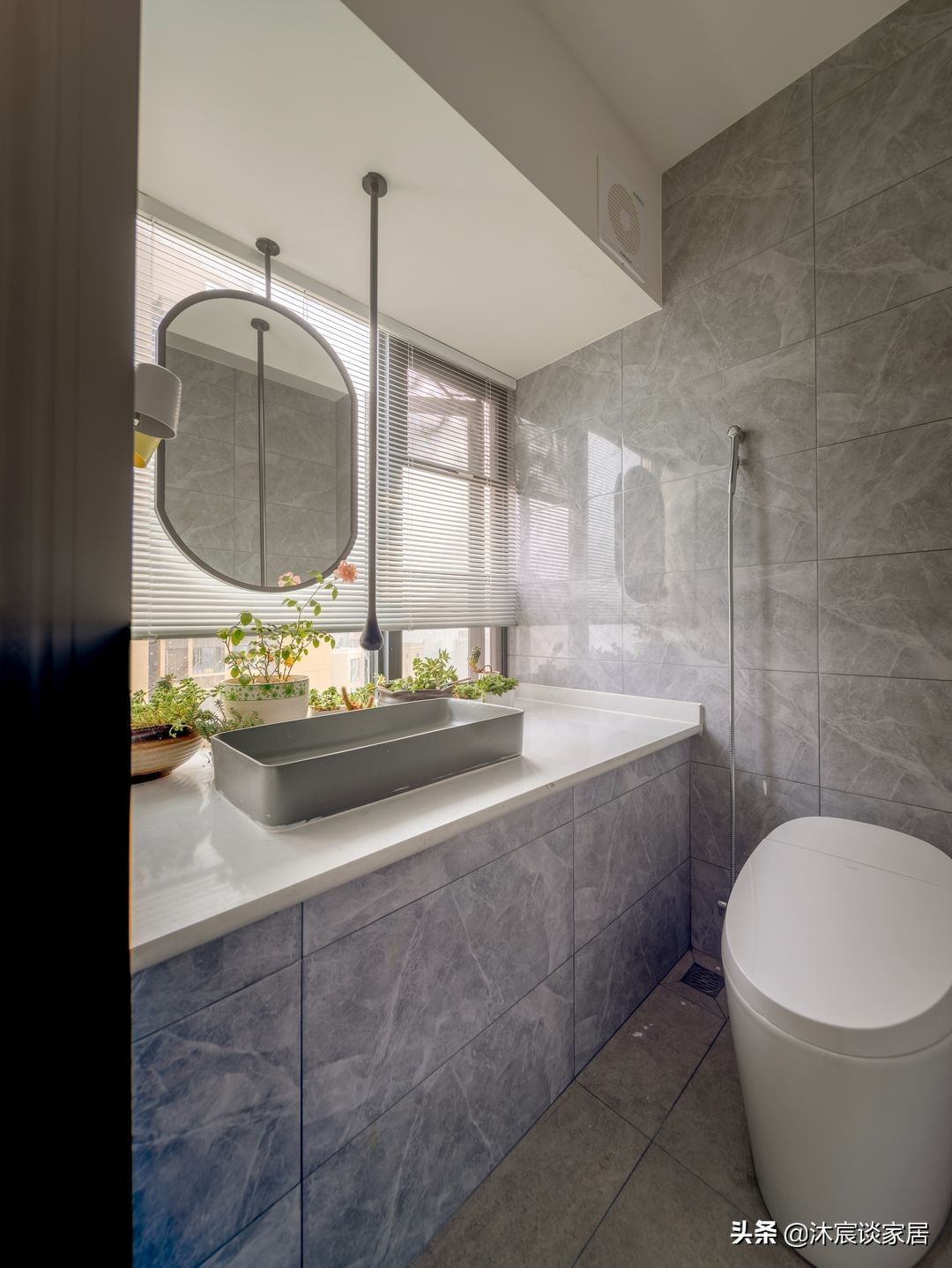 客餐厅|拆墙挪位后,她让小家实现“大横厅”,采光好,动线流畅,好舒服