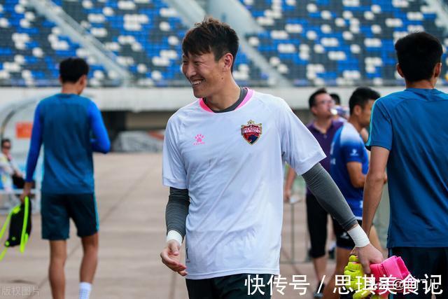佳兆业|前知名国脚被撤销报名:俱乐部有情有义,35岁踏上教练生涯