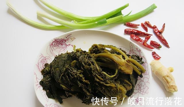 毛豆和雪莱的搭配，随便一炒就是一道下饭菜，入味好吃！