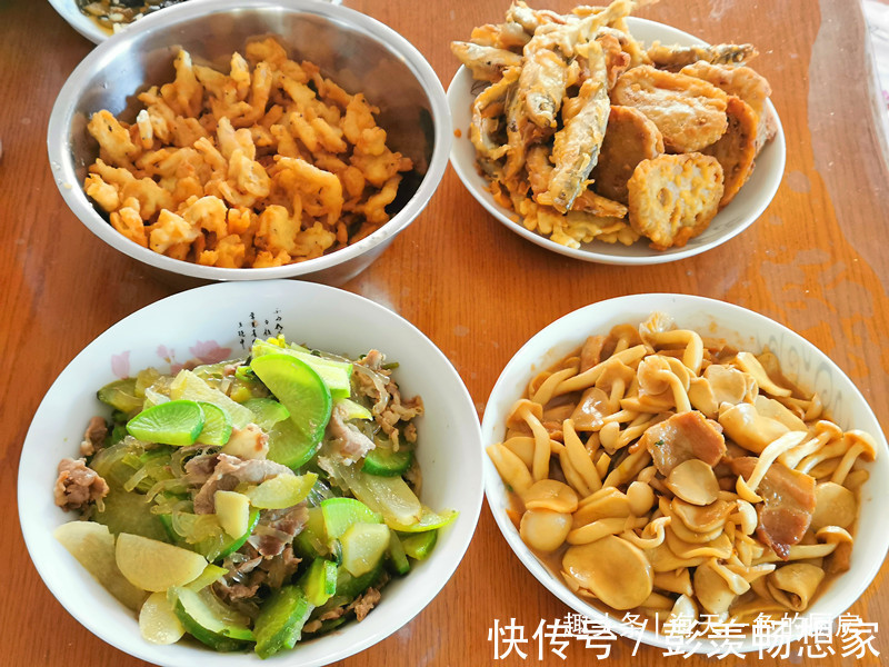 餐条子|过节回娘家,夫妻俩一起做了4道菜,老妈夸赞真好吃