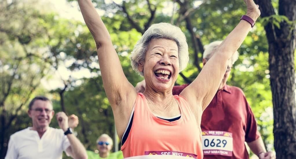 男女|50岁是寿命决定期无论男女,若没有4种症状,恭喜是长寿体质