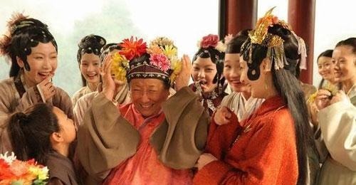 刘姥姥@红楼梦中, 刘姥姥进大观园, 闹出不少笑话, 真正看懂的人却不多