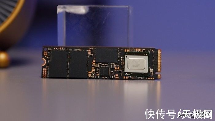 负载|升级PCIe 4.0比PCIe 3.0快60%以上？Crucial英睿达P5 Plus SSD体验