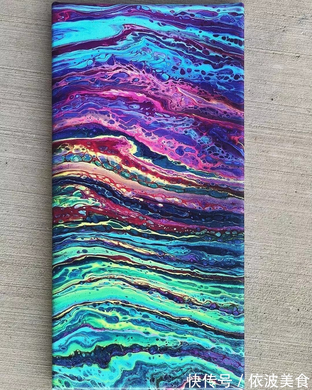 夏威夷&从没学过美术的她,用简单粗暴技法画画,让她成为了百万富豪