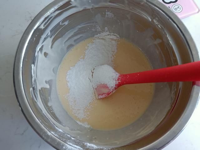 搅拌均匀|火遍全网的巴斯克蛋糕，终于拔草！太简单，连面粉都不需要
