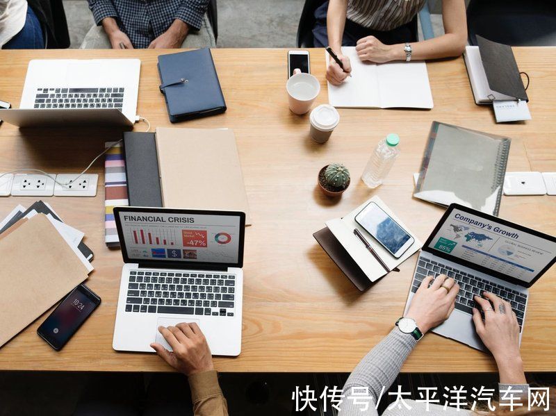 polest雷军都开始造车了,为何李书福却偏要跑去造手机?