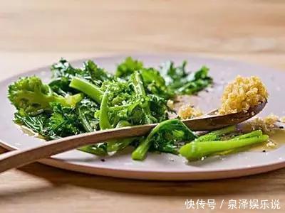 隔夜水、隔夜茶、隔夜菜、隔夜肉，哪个不能碰了解一下