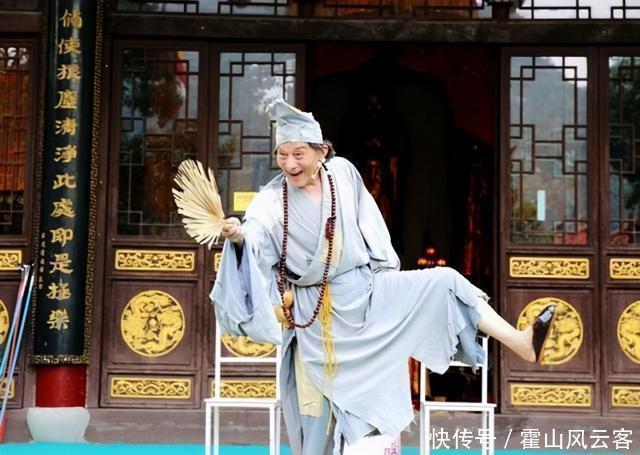 普度众生|济公出身显赫,放着好日子不过,为什么偏偏要普度众生