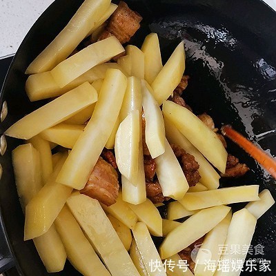 茄子|接地气的土豆焖茄子