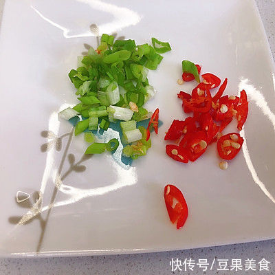 做法|鲜虾豆腐煲的花式做法，你会了吗？