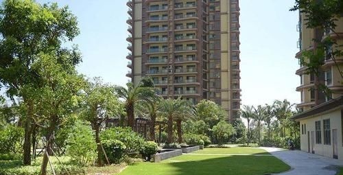 售楼小姐|一梯两户买东边还是西边好?要不是售楼小姐说漏嘴,我家早买错了