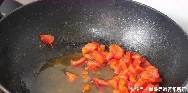 豆腐最好吃做法,加2个西红柿,饭店吃不到,比吃肉还香