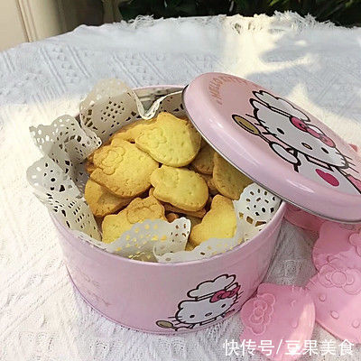 这样做HelloKitty小饼干，隔壁小孩都馋哭了
