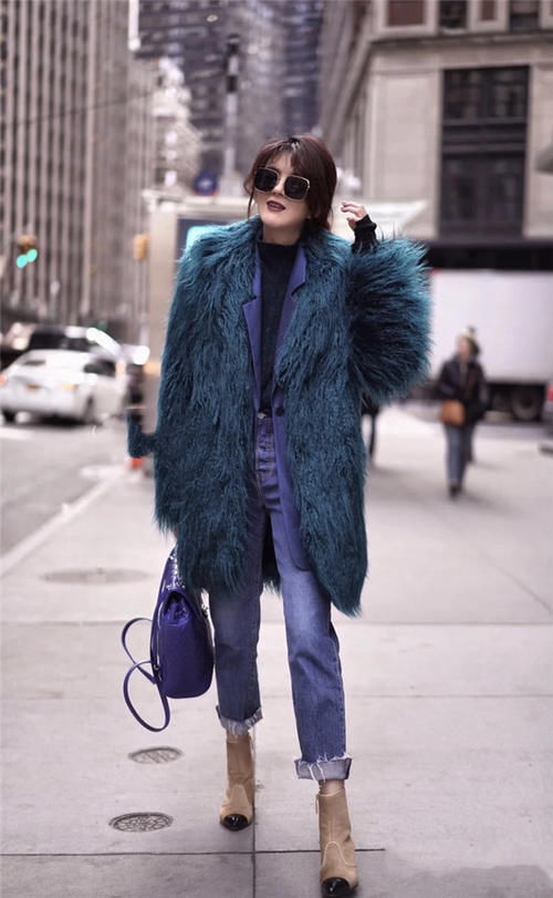 今年火了一种外套，保暖不输羽绒服、气质不输大衣，好看不挑人！