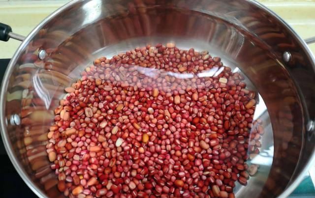 芋头|红豆和它天生一对,早晚喝点,排出体内湿气、毒素,体重更轻了