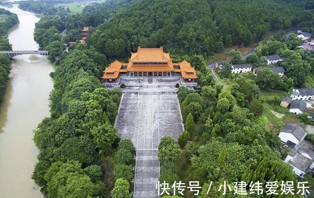 历史人物&炎帝姓啥叫什么名字,中国有九处他的发源地,哪一处更靠谱?