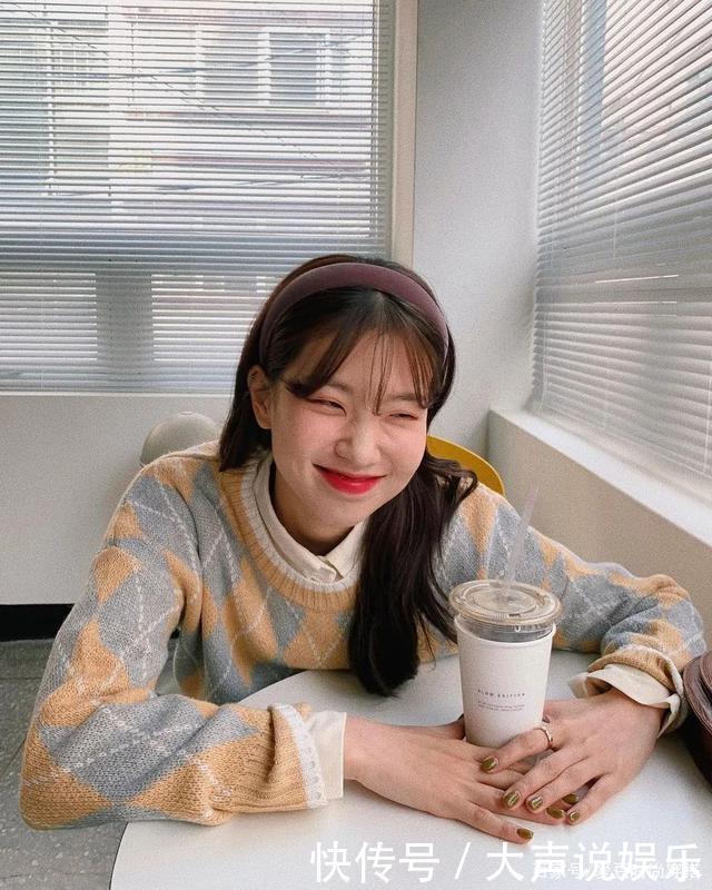 外套怎么穿才好看换上这几款内搭,气质又时髦